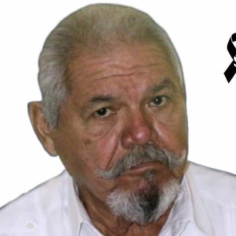 Lic. Efraín García Mora